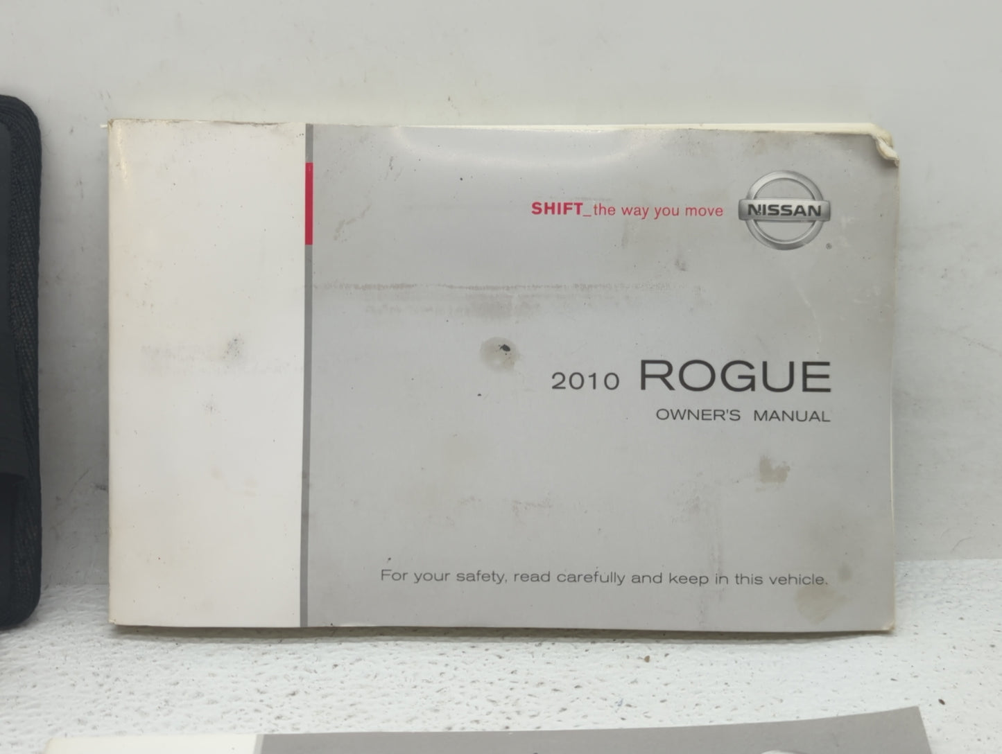2010 Nissan Rogue Owners Manual Book Guide OEM Used Auto Parts - Oemusedautoparts1.com