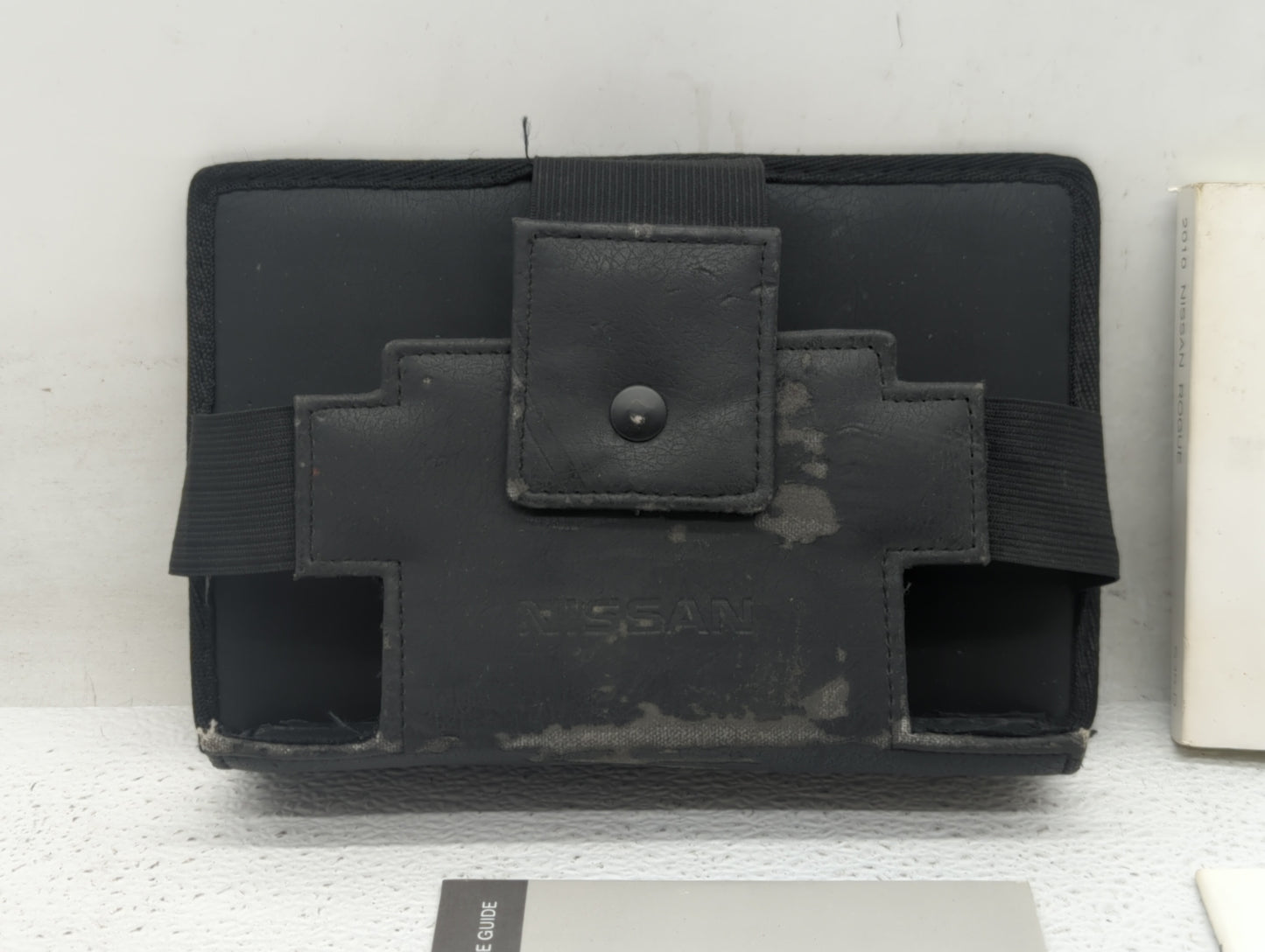 2010 Nissan Rogue Owners Manual Book Guide OEM Used Auto Parts - Oemusedautoparts1.com