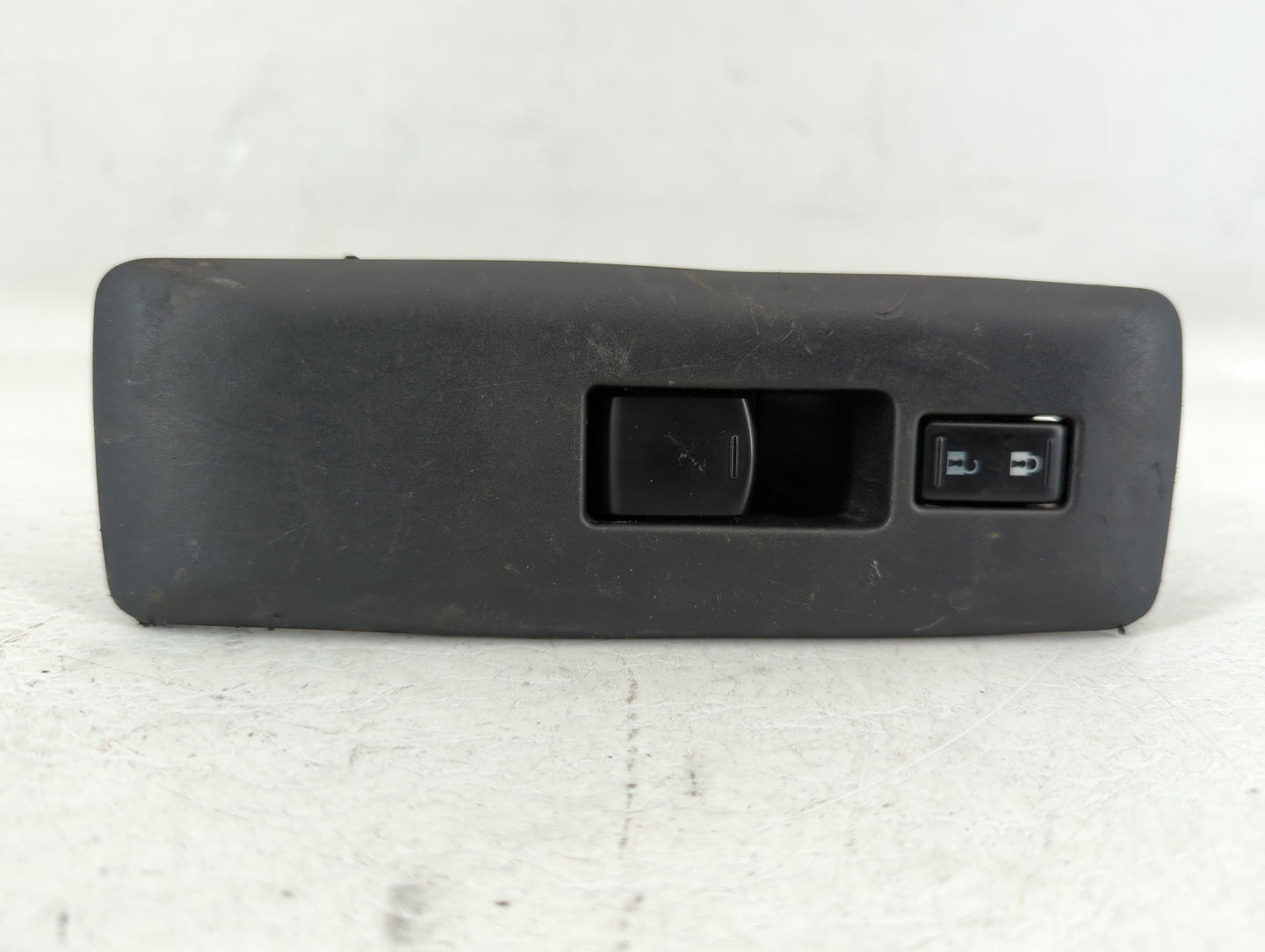 2010 Nissan Rogue Passenger Right Power Window Switch 80960 Jm00a - Oemusedautoparts1.com