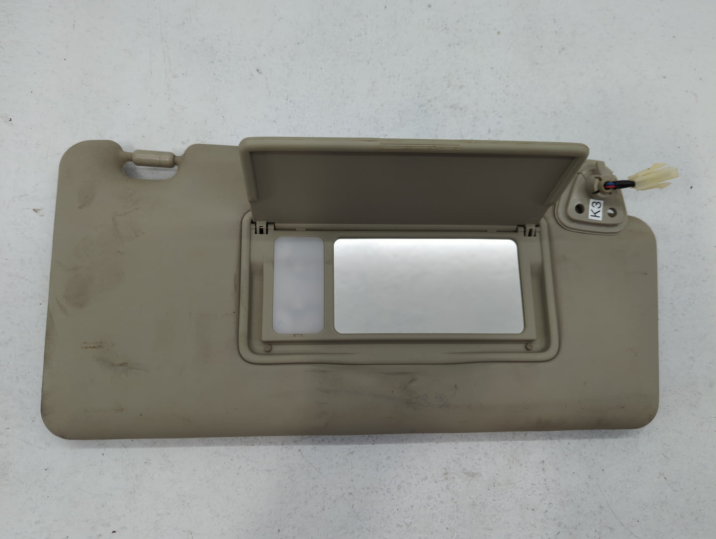 2008-2015 Nissan Rogue Sun Visor Shade Replacement Passenger Right Mirror Fits Fits 2008 2009 2010 2011 2012 2013 2014 2015 