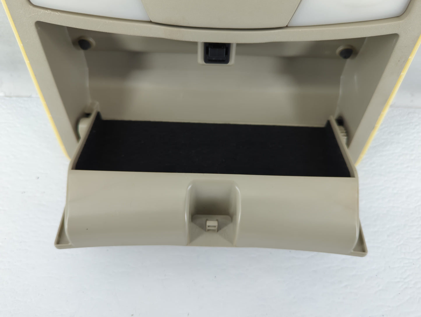 2008-2012 Nissan Rogue Overhead Roof Console 574185 - Oemusedautoparts1.com