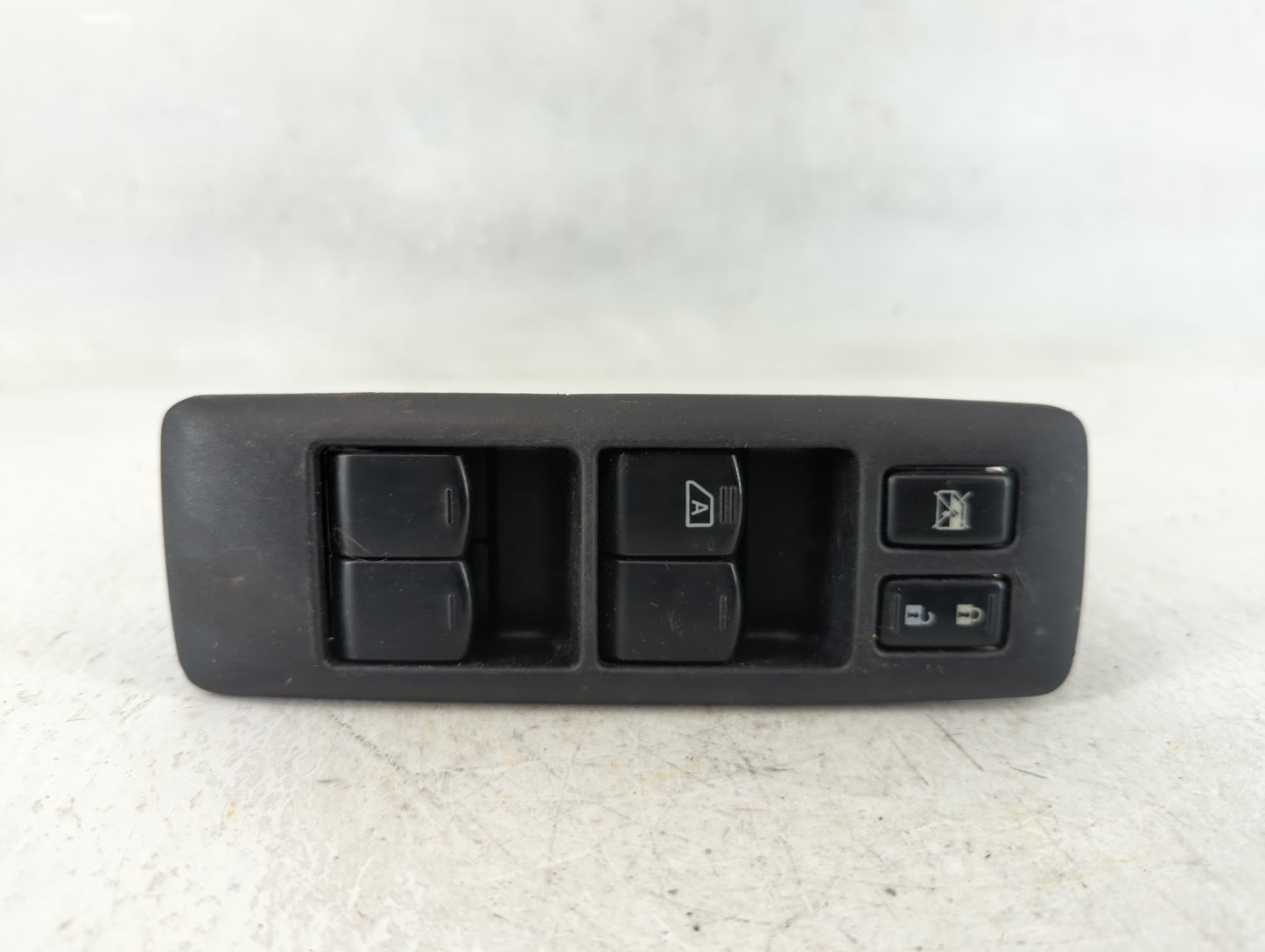 2008-2010 Nissan Rogue Master Power Window Switch Replacement Driver Side Left Fits Fits 2008 2009 2010 OEM Used Auto Parts 