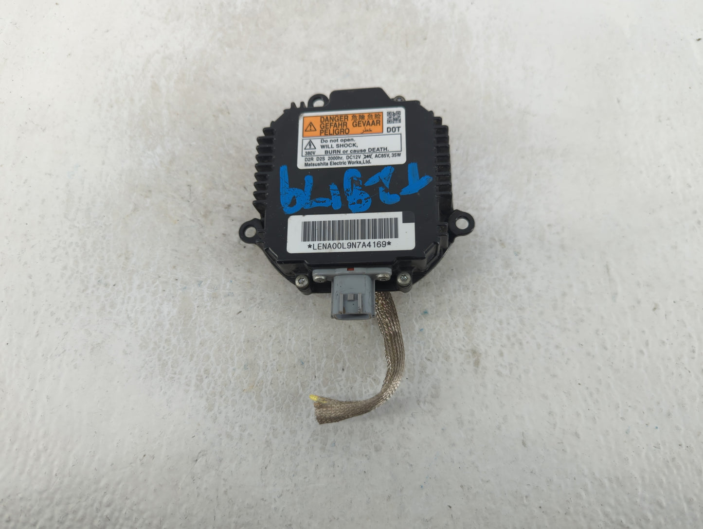 2008-2011 Nissan Rogue Headlight Ballast Head Light Black - Oemusedautoparts1.com