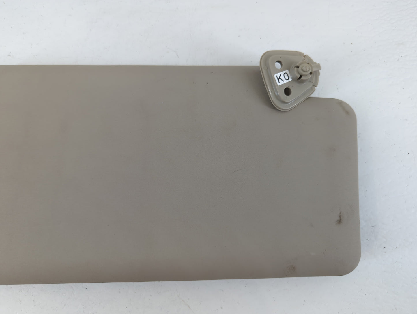 2008-2010 Nissan Rogue Sun Visor Shade Replacement Passenger Right Mirror Fits Fits 2008 2009 2010 OEM Used Auto Parts - Oem