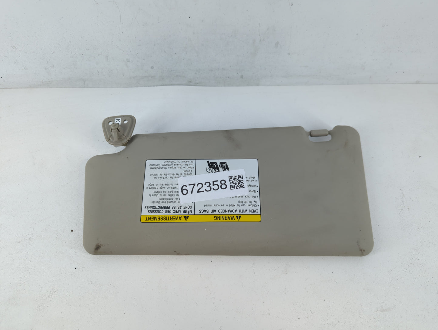 2008-2010 Nissan Rogue Sun Visor Shade Replacement Passenger Right Mirror Fits Fits 2008 2009 2010 OEM Used Auto Parts - Oem