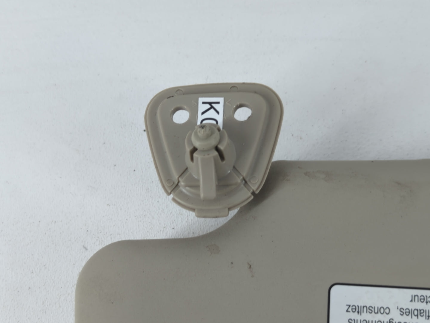2008-2010 Nissan Rogue Sun Visor Shade Replacement Passenger Right Mirror Fits Fits 2008 2009 2010 OEM Used Auto Parts - Oem