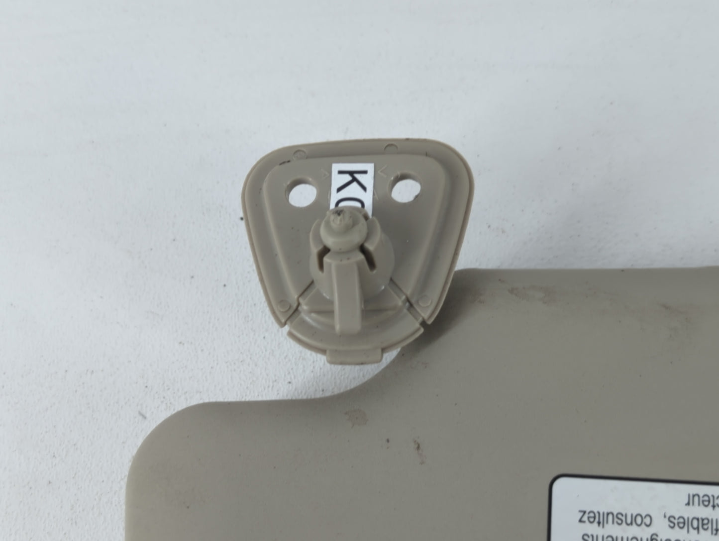 2008-2010 Nissan Rogue Sun Visor Shade Replacement Passenger Right Mirror Fits Fits 2008 2009 2010 OEM Used Auto Parts - Oem