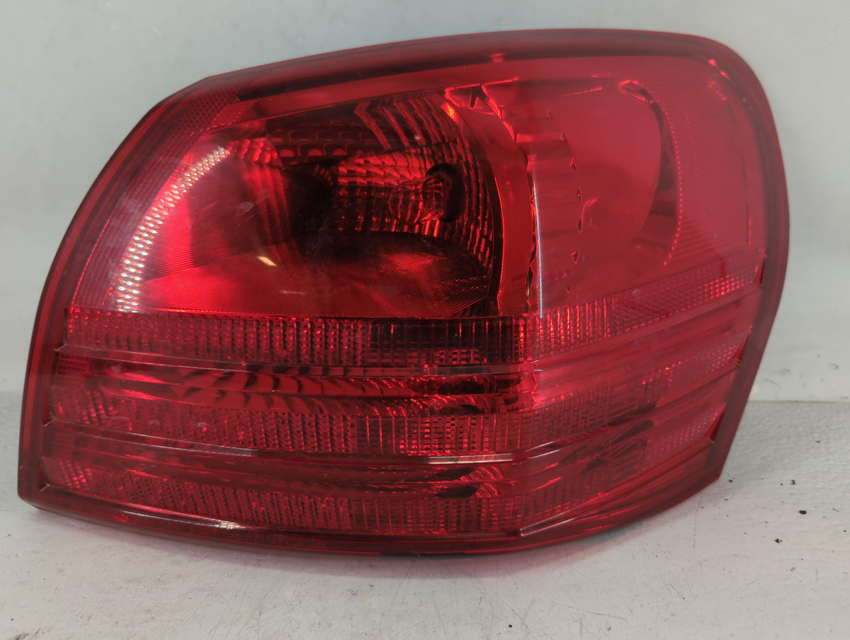 2008-2015 Nissan Rogue Tail Light Assembly Passenger Right OEM Fits Fits 2008 2009 2010 2011 2012 2013 2014 2015 OEM Used Au