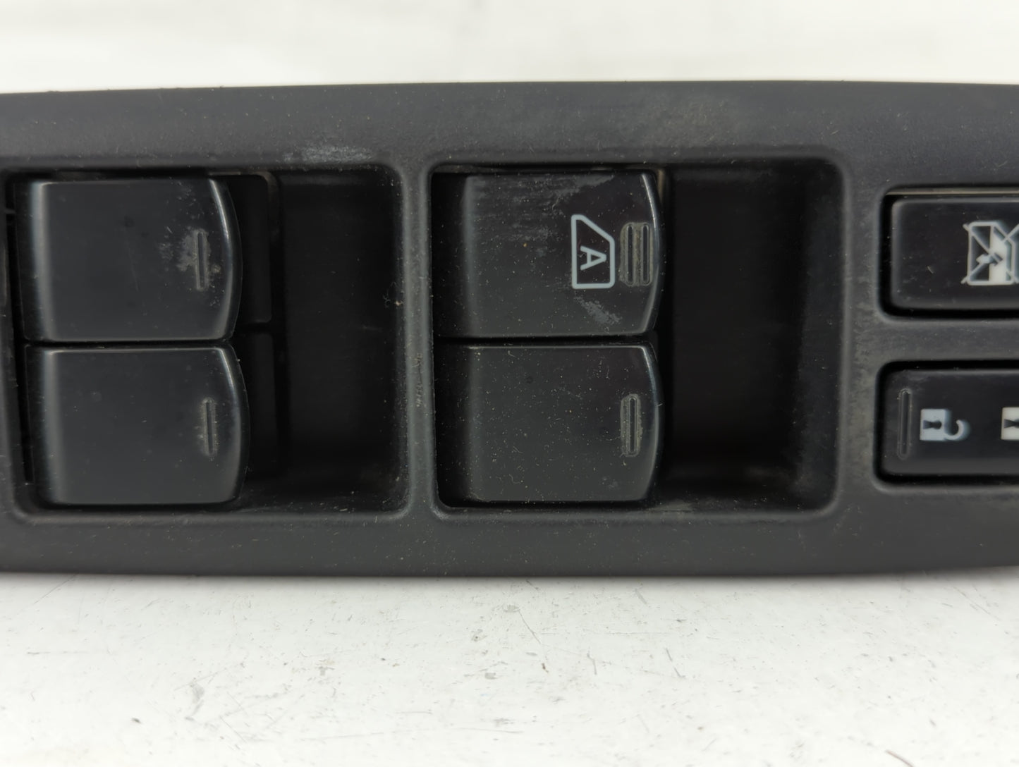 2008-2010 Nissan Rogue Master Power Window Switch Replacement Driver Side Left P/N:>PA6-GF30< Fits Fits 2008 2009 2010 OEM U