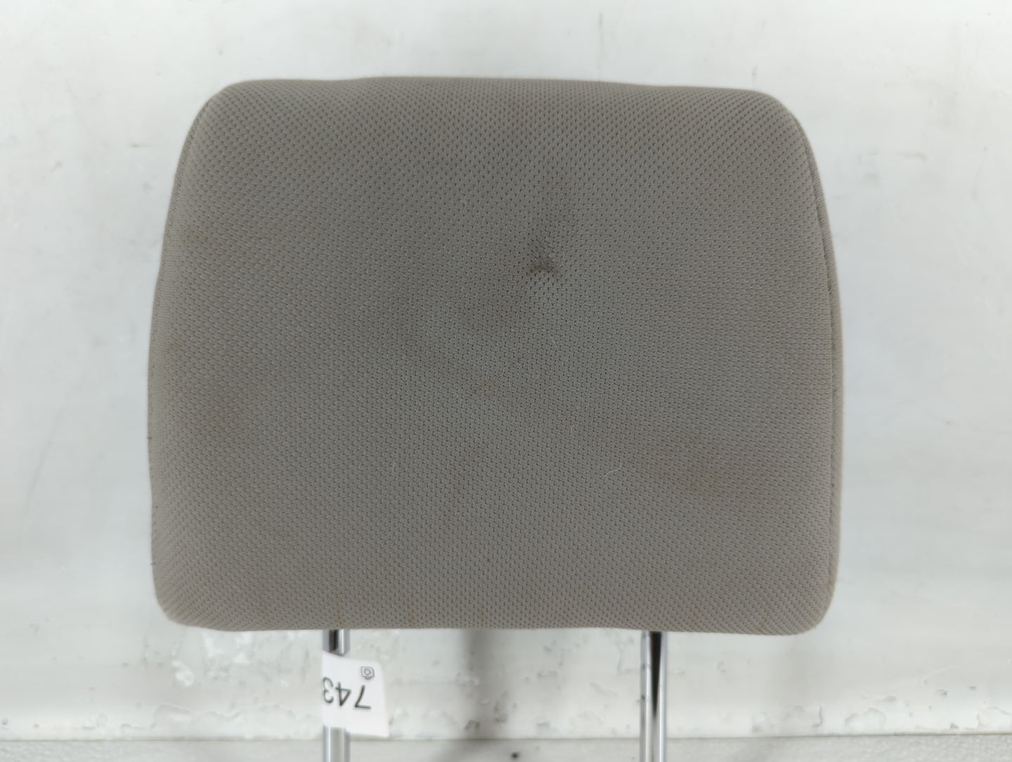 2010 Nissan Rogue Headrest Head Rest Front Driver Passenger Seat Grey - Oemusedautoparts1.com