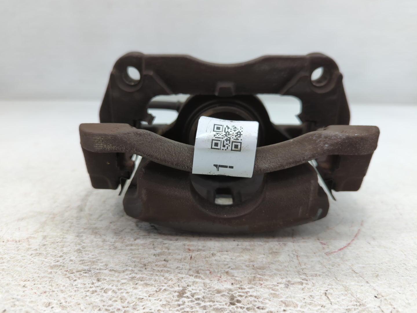2008-2015 Nissan Rogue Front Driver Left Brake Caliper - Oemusedautoparts1.com