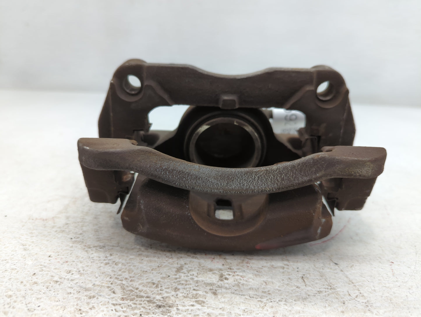 2008-2015 Nissan Rogue Front Passenger Right Brake Caliper - Oemusedautoparts1.com