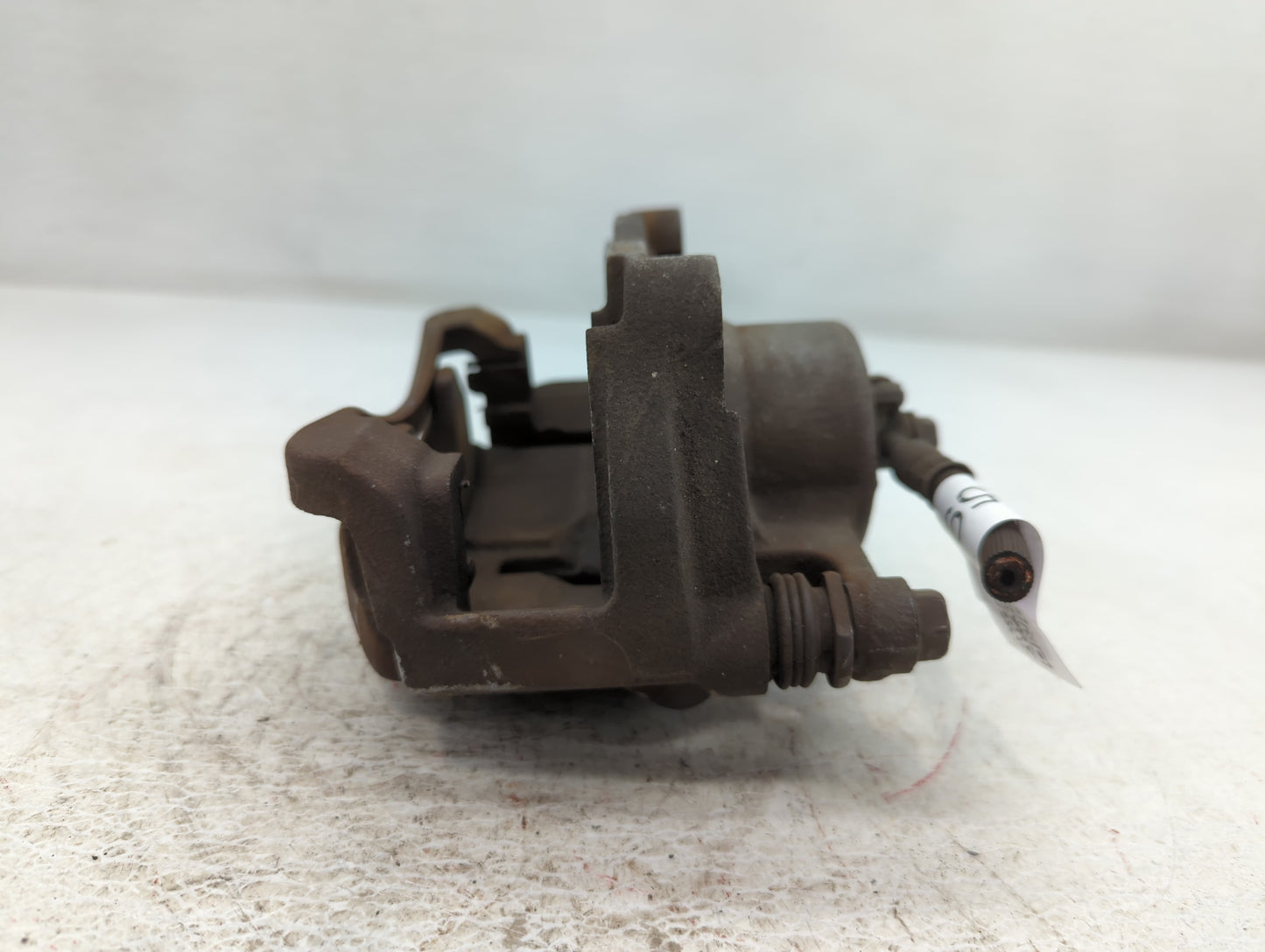 2008-2015 Nissan Rogue Front Passenger Right Brake Caliper - Oemusedautoparts1.com