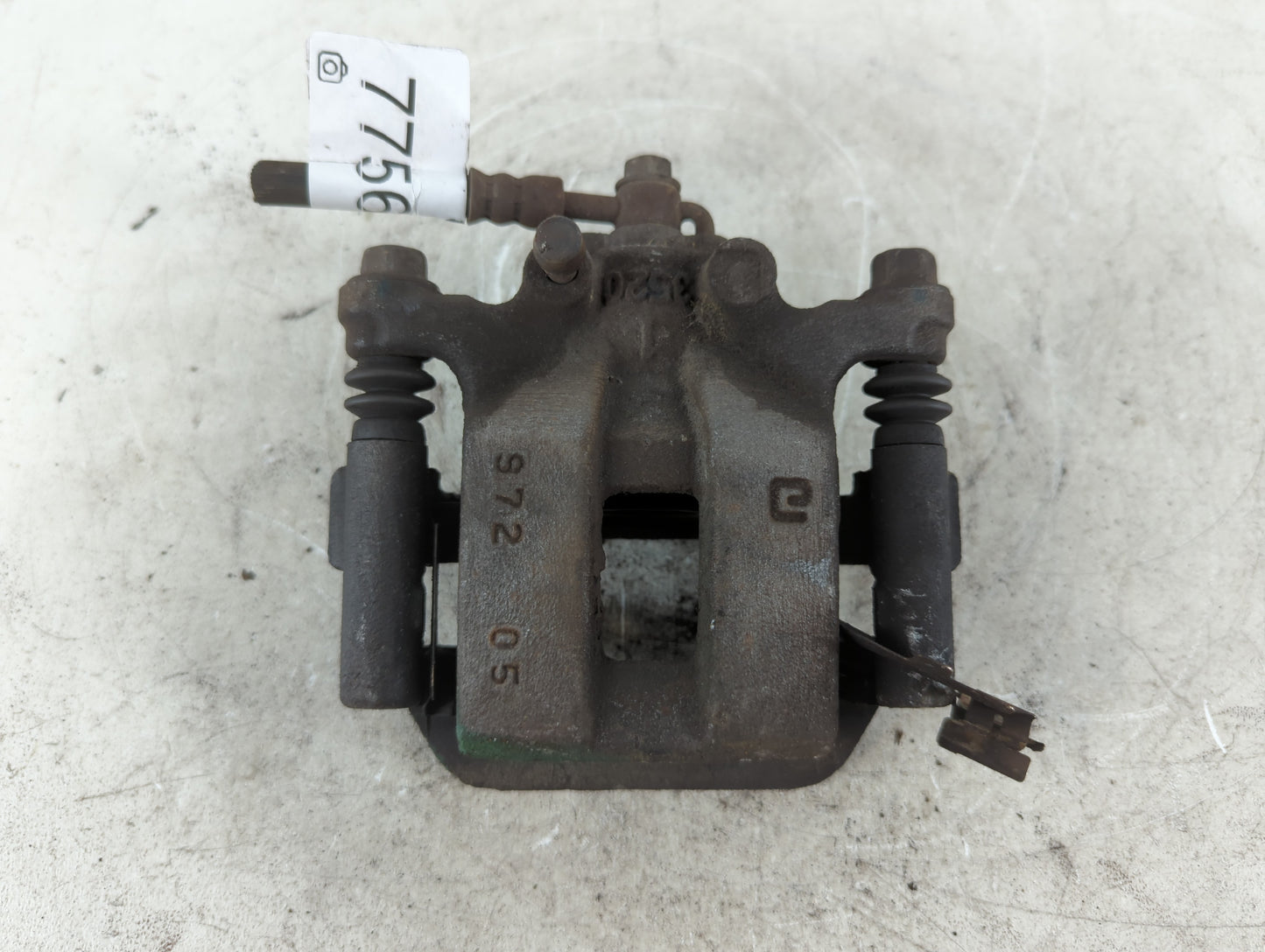 2008-2015 Nissan Rogue Front Driver Left Brake Caliper - Oemusedautoparts1.com
