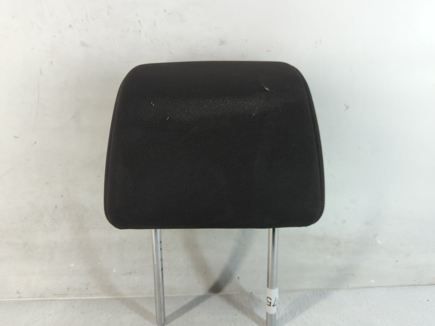 2010 Nissan Rogue Headrest Head Rest Front Driver Passenger Seat Fits OEM Used Auto Parts - Oemusedautoparts1.com
