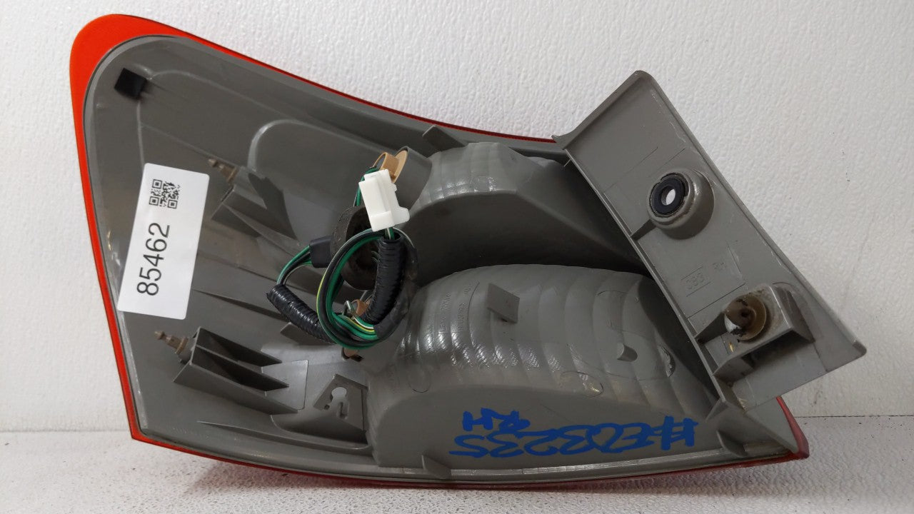 2008-2015 Nissan Rogue Tail Light Assembly Passenger Right OEM Fits Fits 2008 2009 2010 2011 2012 2013 2014 2015 OEM Used Au