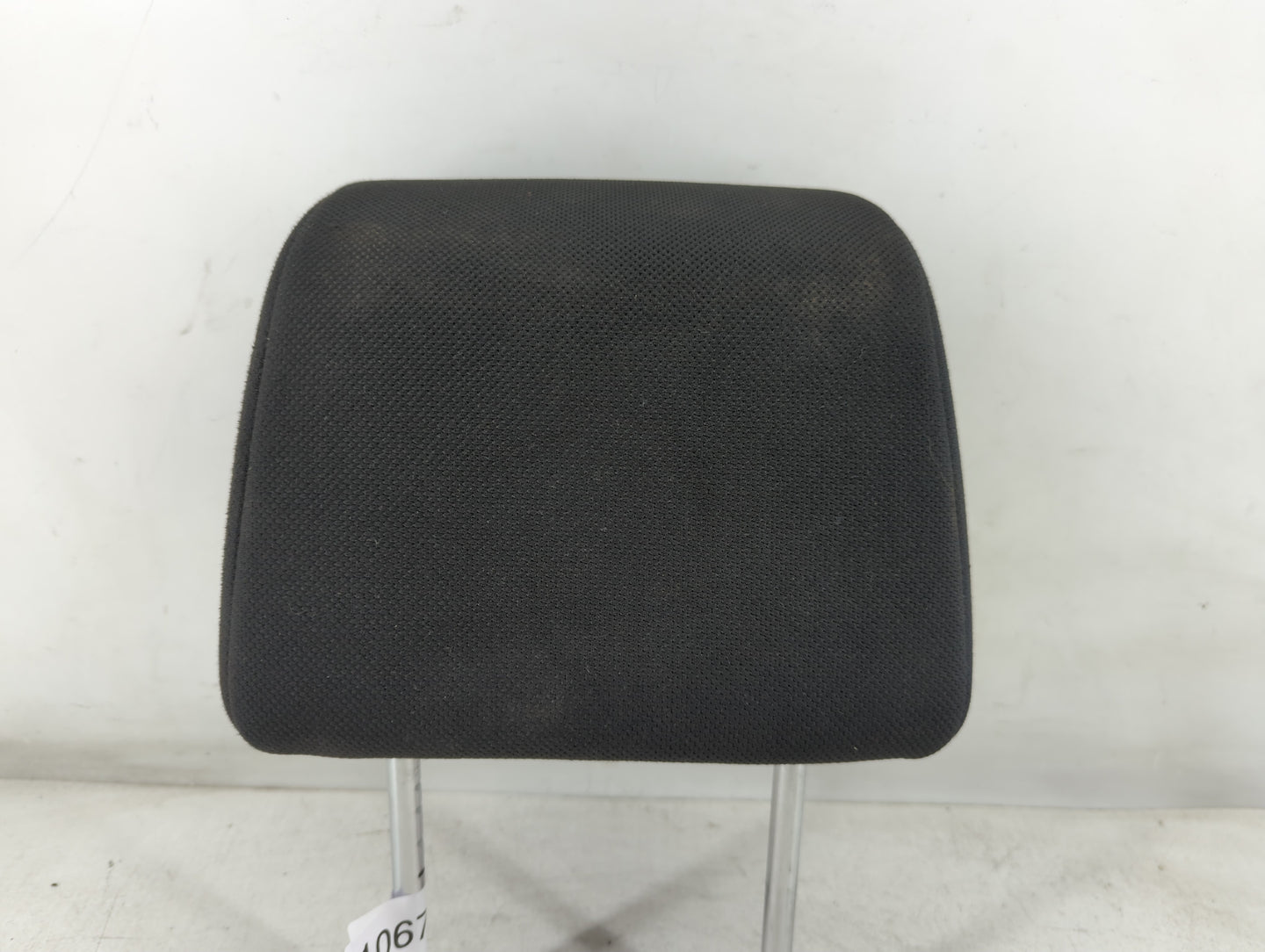 2010 Nissan Rogue Select Headrest Head Rest Front Driver Passenger Seat Fits OEM Used Auto Parts - Oemusedautoparts1.com