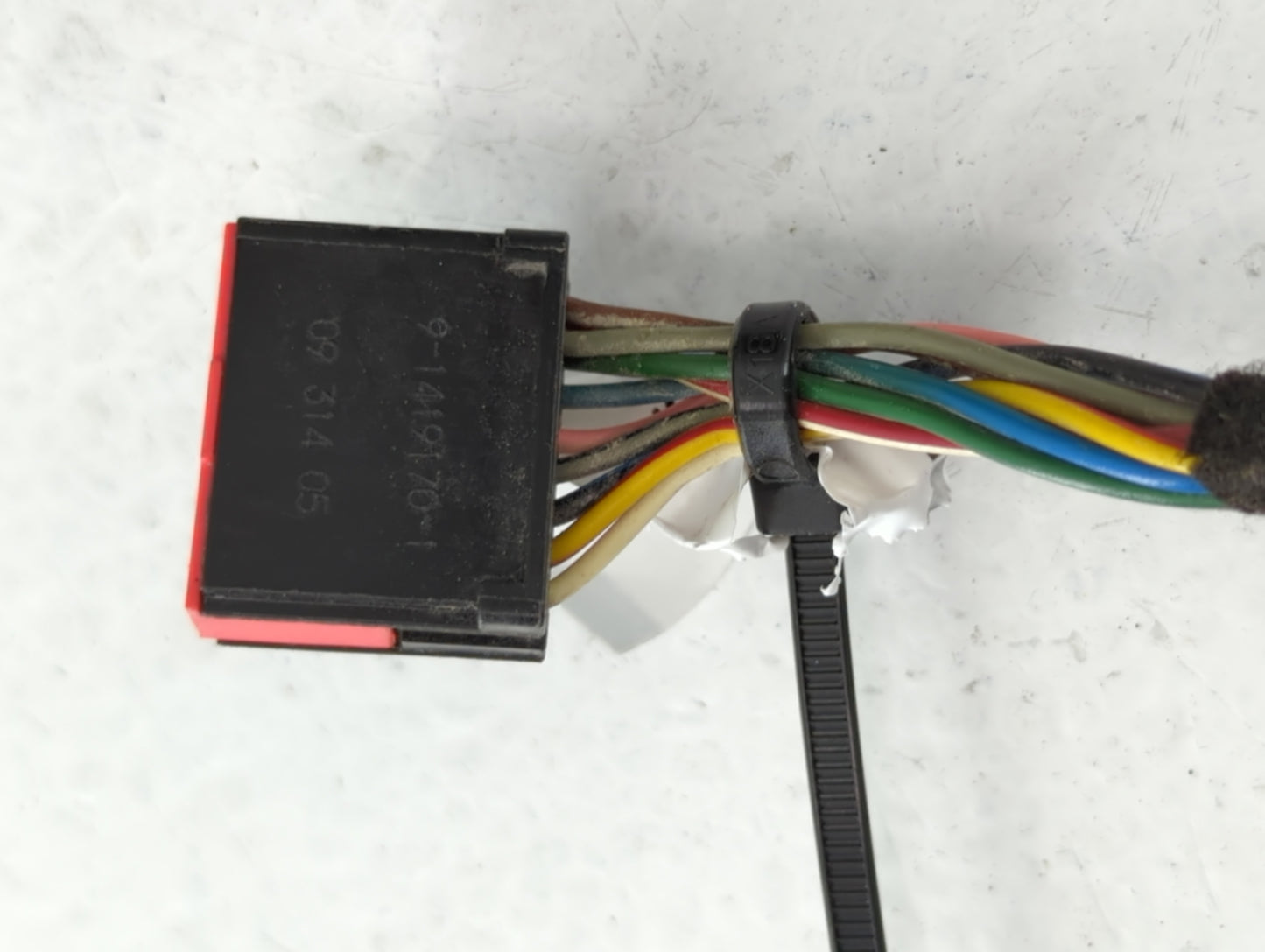 Nissan Rogue Sport Driver Left Side View Manual Door Mirror Grey - Oemusedautoparts1.com