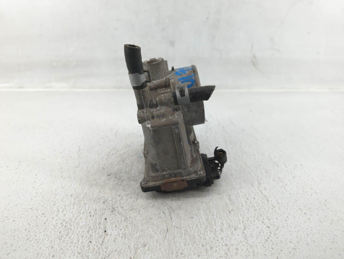 2007-2012 Nissan Sentra Throttle Body P/N:ET-A60-02 Fits OEM Used Auto Parts - Oemusedautoparts1.com