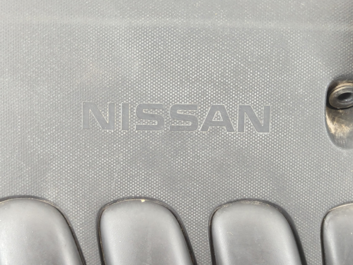 2010 Nissan Sentra Engine Cover - Oemusedautoparts1.com