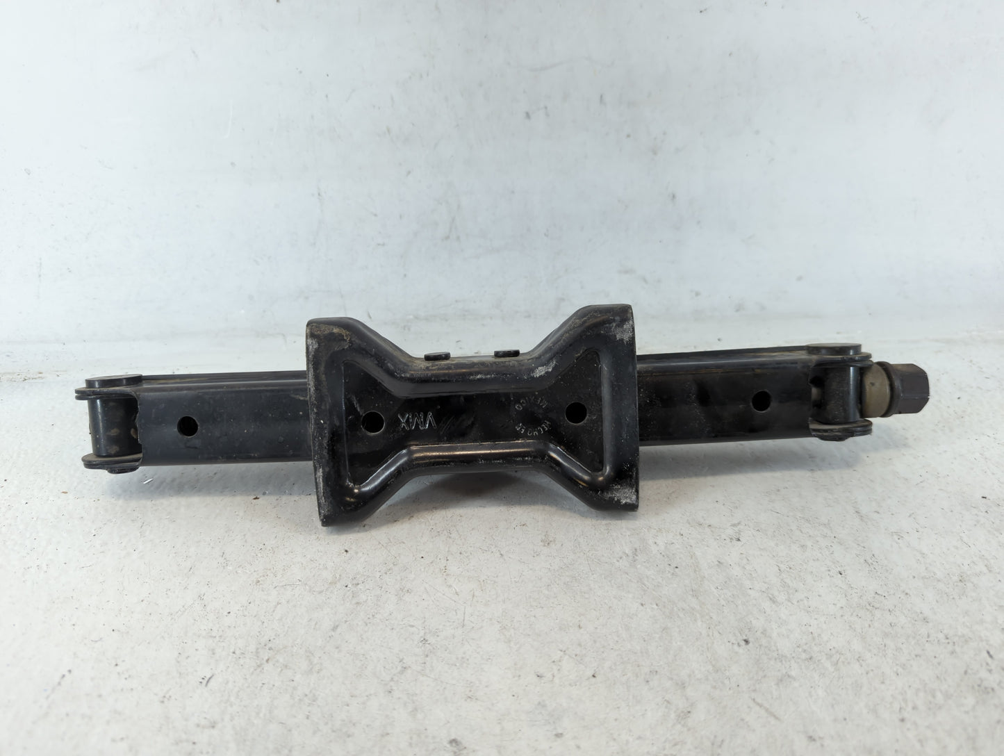 2010 Nissan Sentra Spare Scissor Car Jack - Oemusedautoparts1.com