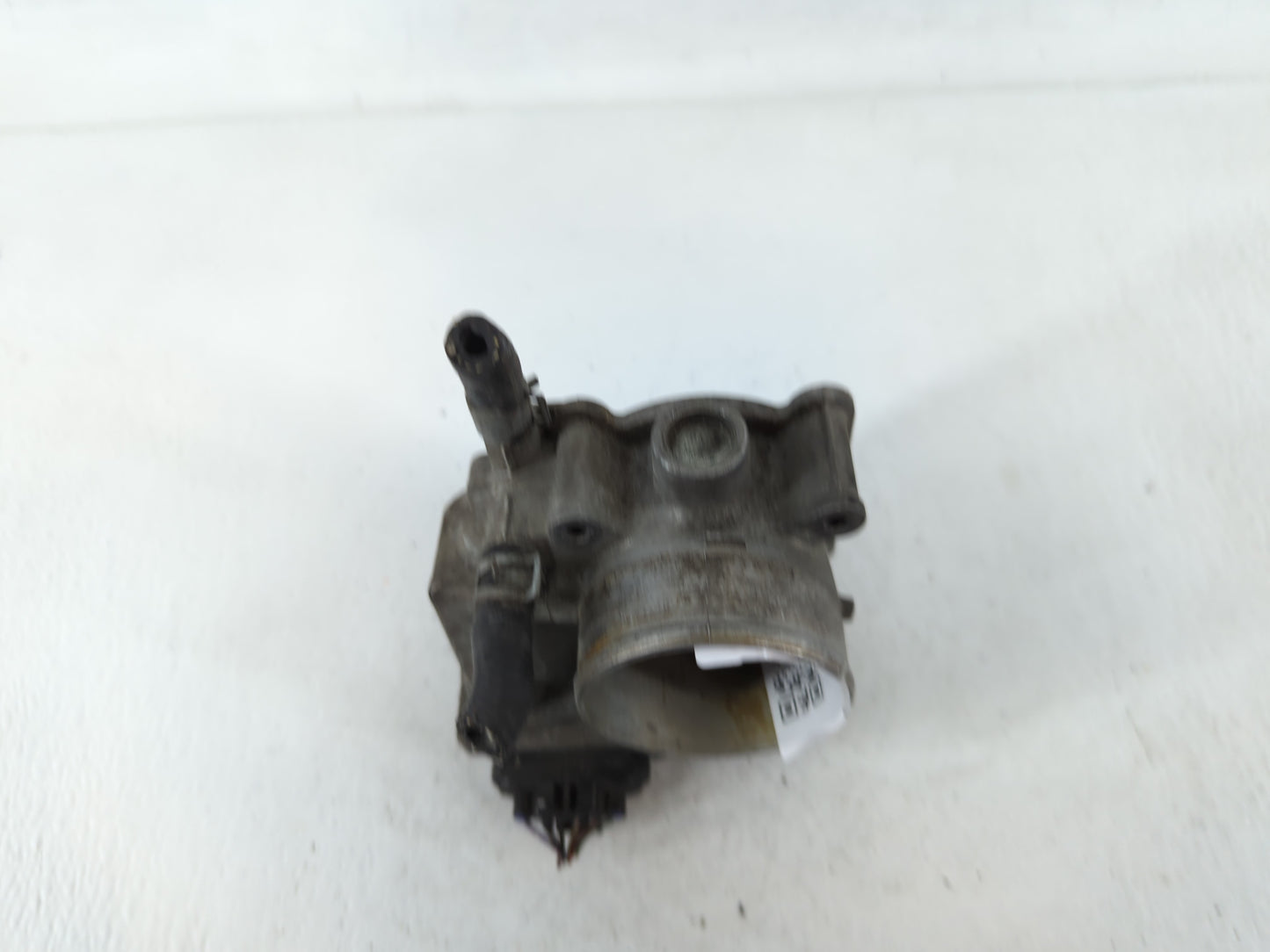 2007-2012 Nissan Sentra Throttle Body P/N:ET-A60-02 B Fits OEM Used Auto Parts - Oemusedautoparts1.com