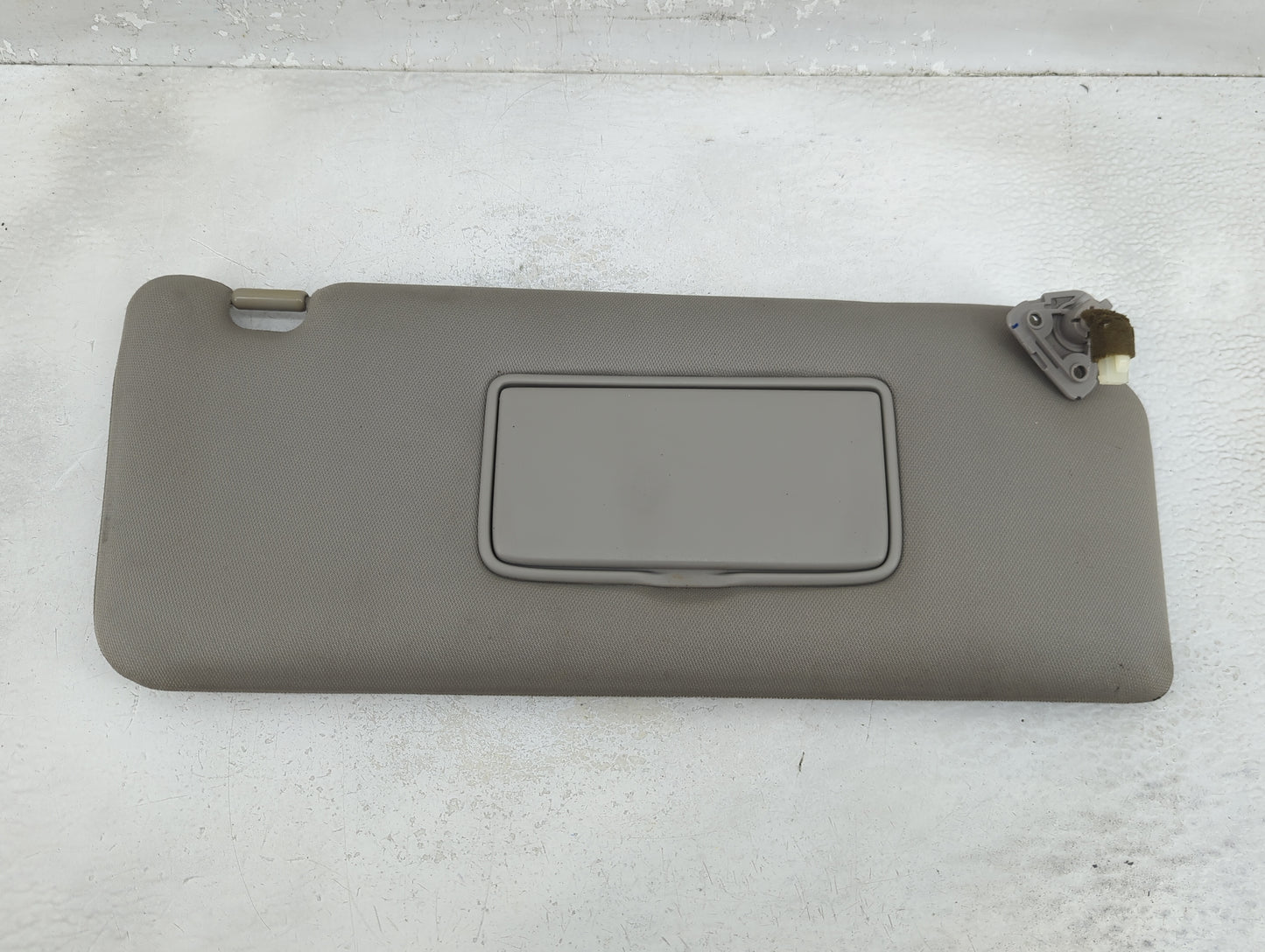 2010 Nissan Titan Sun Visor Shade Replacement Passenger Right Mirror Fits OEM Used Auto Parts - Oemusedautoparts1.com