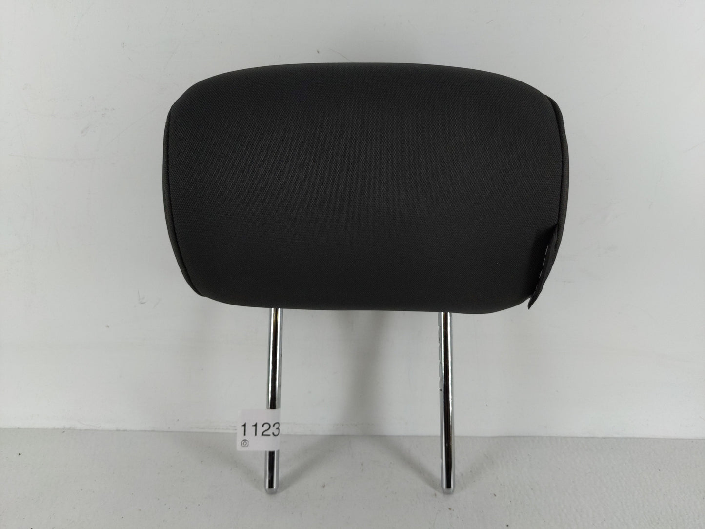 2010 Nissan Titan Headrest Head Rest Front Driver Passenger Seat Black - Oemusedautoparts1.com