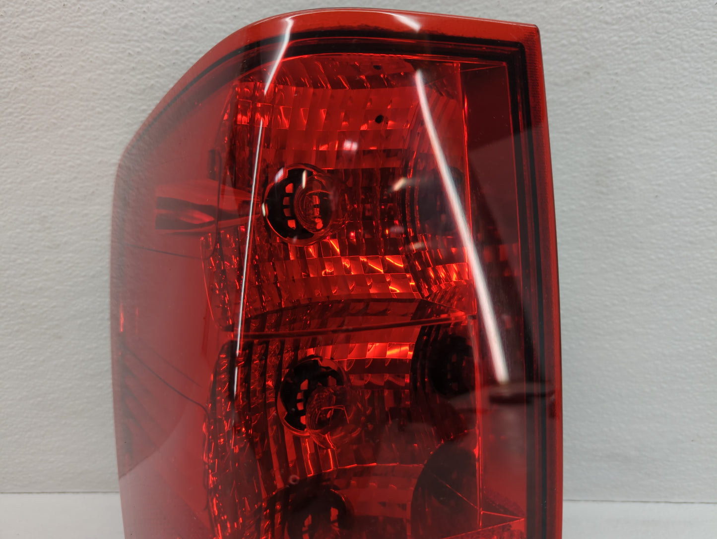 2004-2015 Nissan Titan Tail Light Assembly Driver Left OEM Fits Fits 2004 2005 2006 2007 2008 2009 2010 2011 2012 2013 2014 