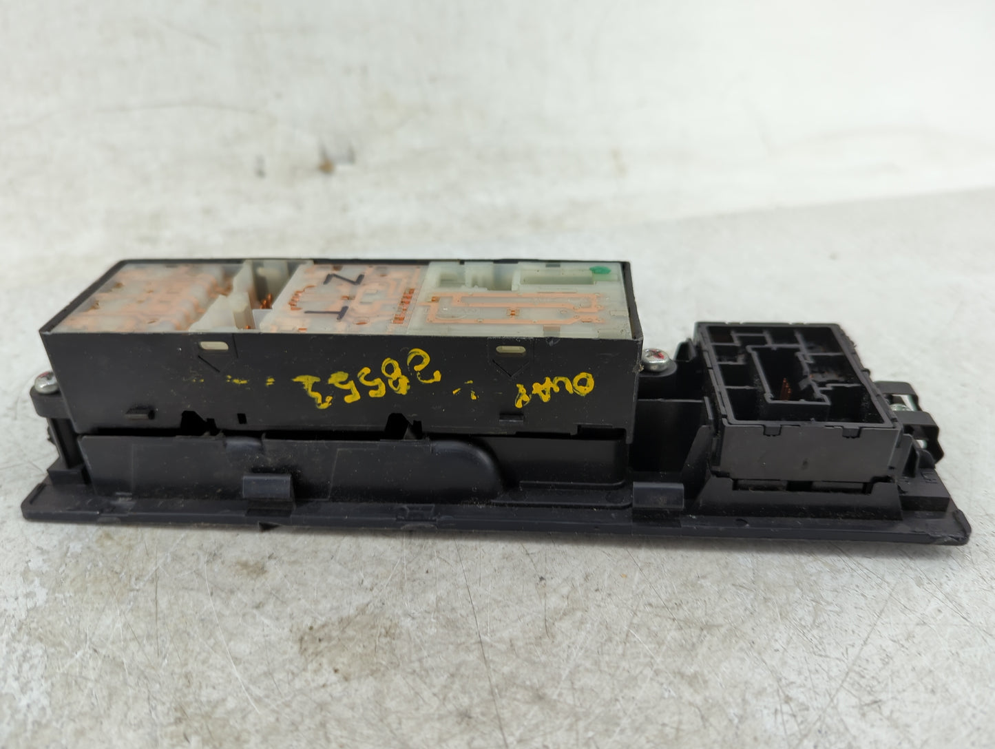 2004-2014 Nissan Titan Master Power Window Switch Replacement Driver Side Left Fits OEM Used Auto Parts - Oemusedautoparts1.