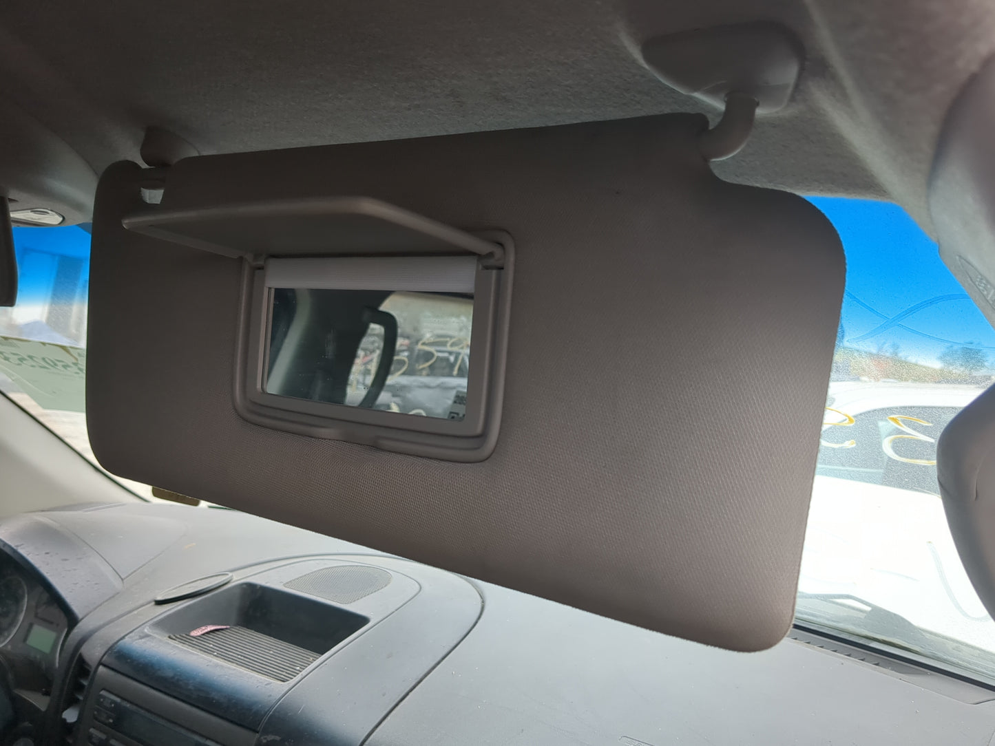 2010 Nissan Titan Sun Visor Shade Replacement Passenger Right Mirror Fits OEM Used Auto Parts - Oemusedautoparts1.com