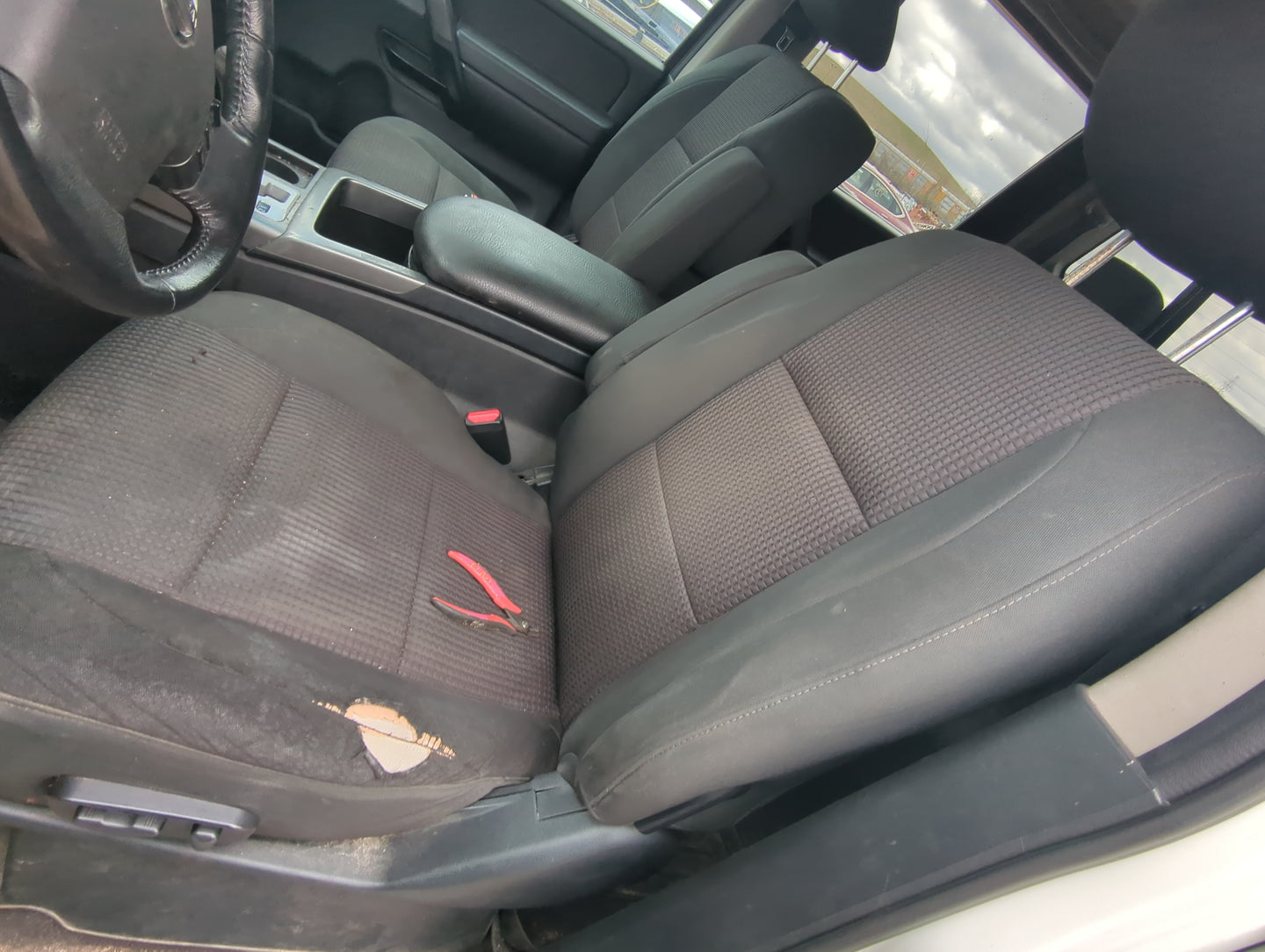 2010 Nissan Titan Driver Front Seat Oem - Oemusedautoparts1.com