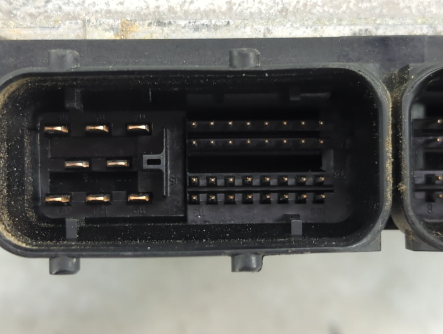 2010 Nissan Titan PCM Engine Control Computer ECU ECM PCU OEM Fits OEM Used Auto Parts - Oemusedautoparts1.com