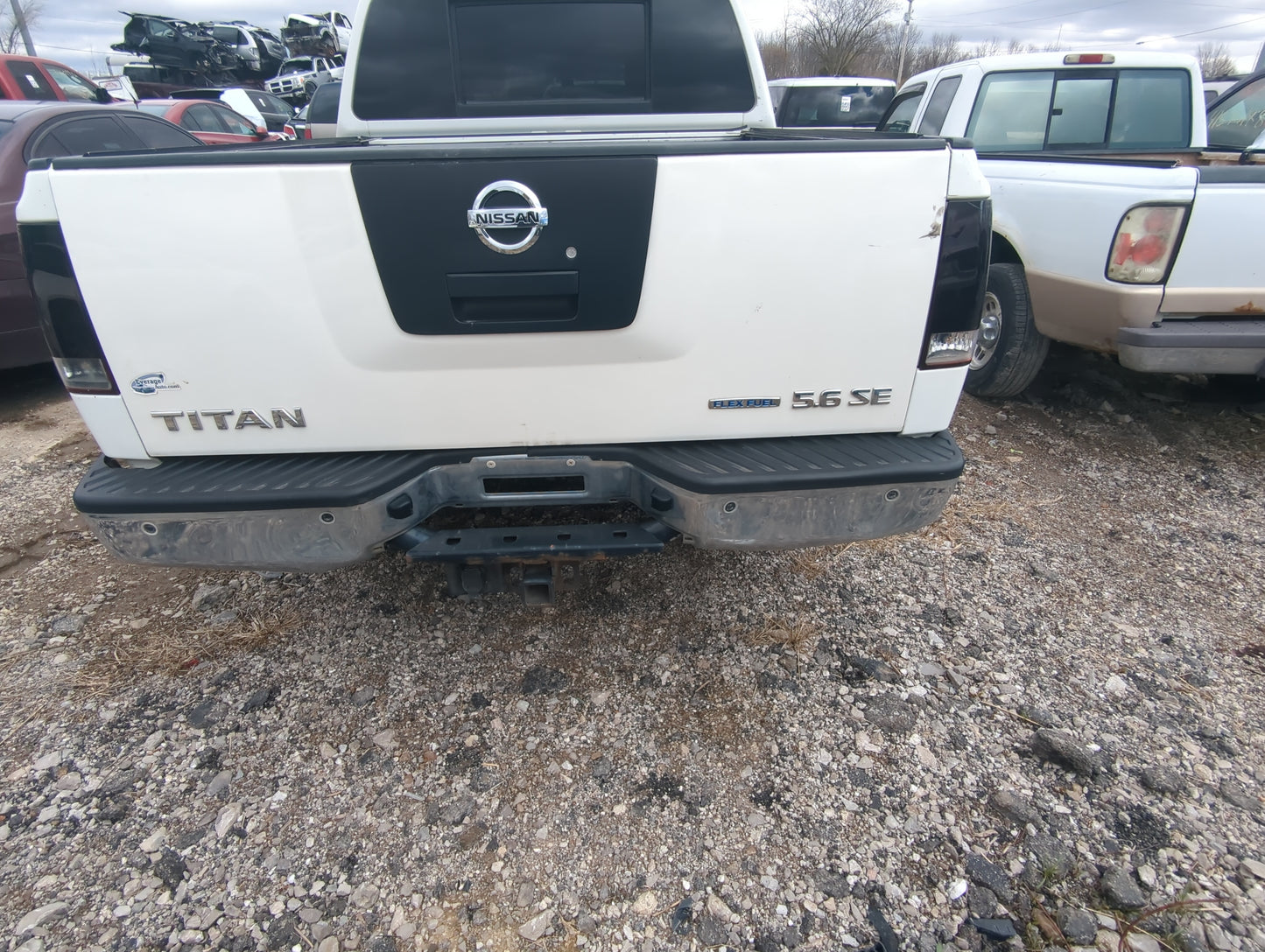 2010 Nissan Titan Rear Bumper Assembly Oem - Oemusedautoparts1.com