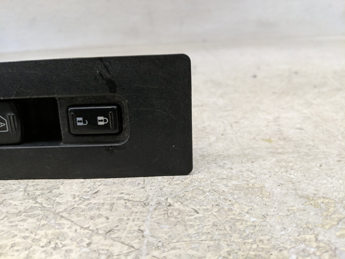 2010 Nissan Titan Master Power Window Switch Replacement Driver Side Left Fits OEM Used Auto Parts - Oemusedautoparts1.com