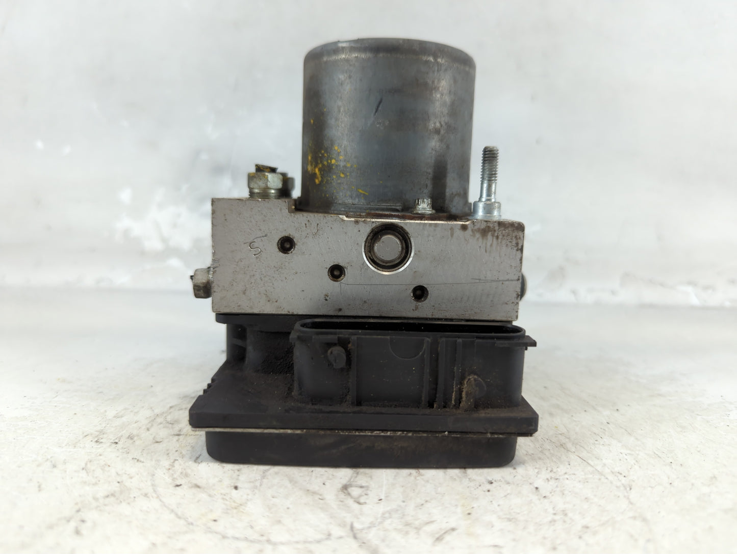 2010-2012 Nissan Versa ABS Pump Control Module Replacement P/N:47660 ZW80A Fits Fits 2010 2011 2012 OEM Used Auto Parts - Oe