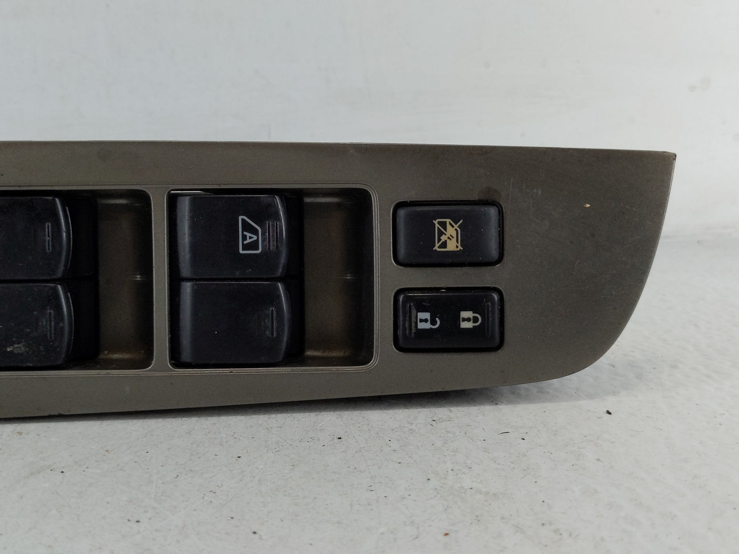 2010-2012 Nissan Versa Master Power Window Switch Replacement Driver Side Left Fits Fits 2010 2011 2012 OEM Used Auto Parts 