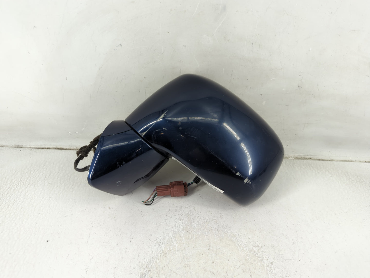 2008-2012 Nissan Versa Driver Side View Mirror - Left Door Mirror OEM Used - Oemusedautoparts1.com