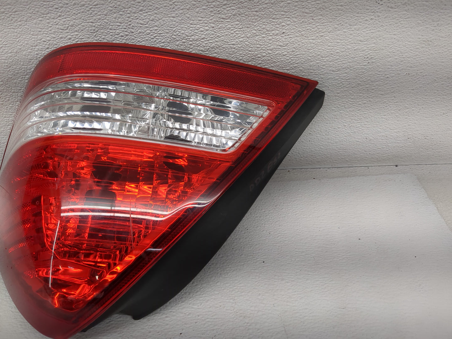 2007-2011 Nissan Versa Tail Light Assembly Driver Left OEM Fits Fits 2007 2008 2009 2010 2011 OEM Used Auto Parts - Oemuseda