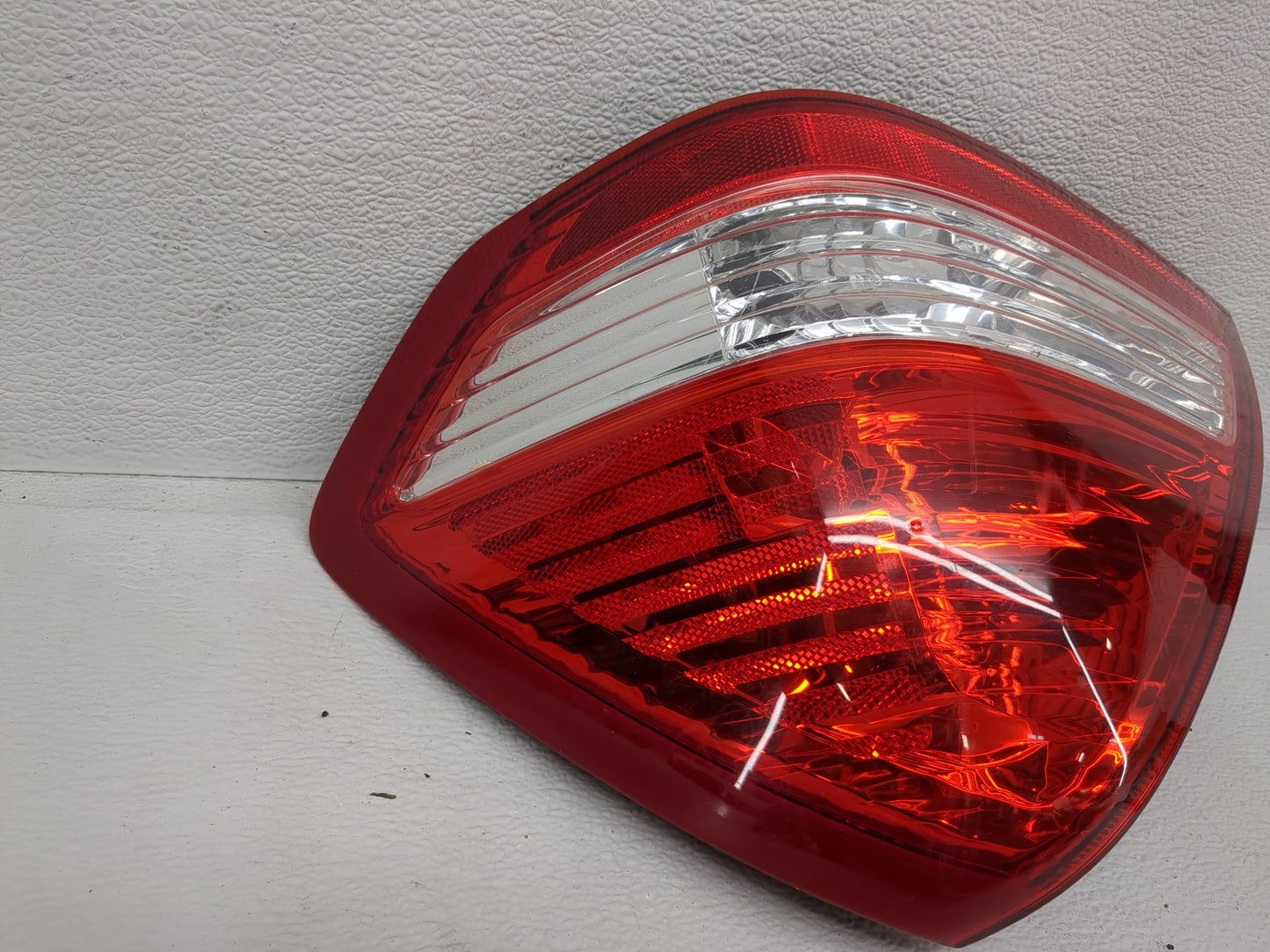 2007-2011 Nissan Versa Tail Light Assembly Driver Left OEM Fits Fits 2007 2008 2009 2010 2011 OEM Used Auto Parts - Oemuseda