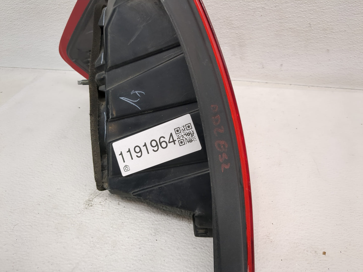 2007-2011 Nissan Versa Tail Light Assembly Driver Left OEM Fits Fits 2007 2008 2009 2010 2011 OEM Used Auto Parts - Oemuseda