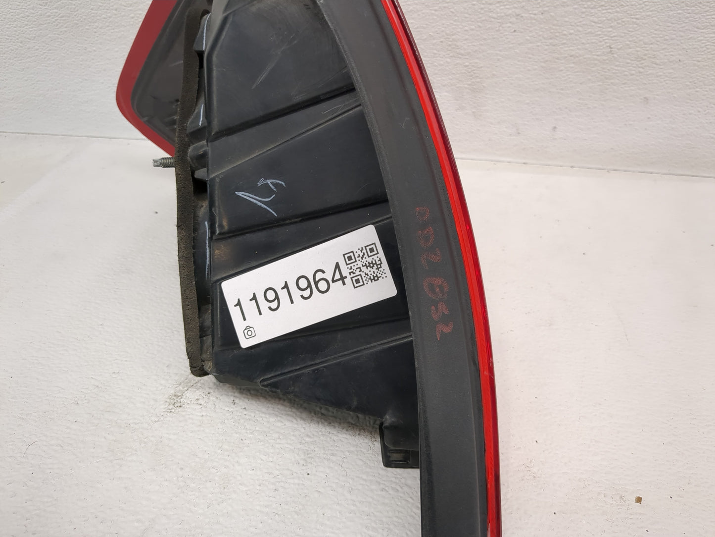 2007-2011 Nissan Versa Tail Light Assembly Driver Left OEM Fits Fits 2007 2008 2009 2010 2011 OEM Used Auto Parts - Oemuseda