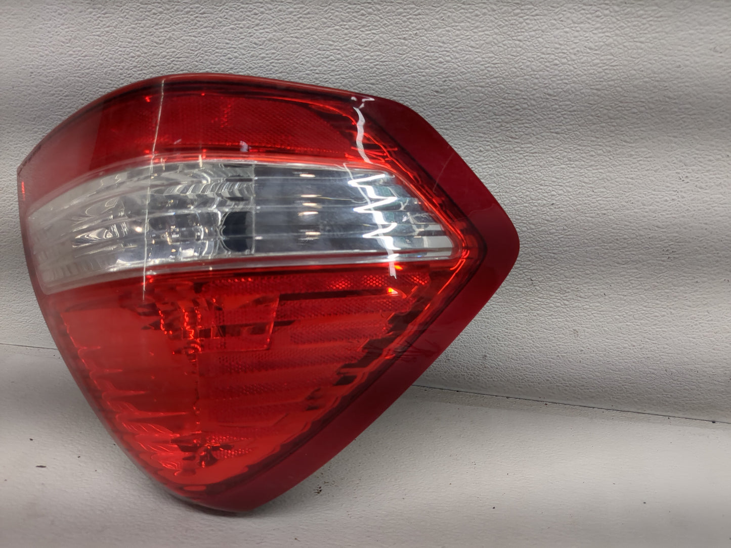 2007-2011 Nissan Versa Tail Light Assembly Passenger Right OEM Fits Fits 2007 2008 2009 2010 2011 OEM Used Auto Parts - Oemu