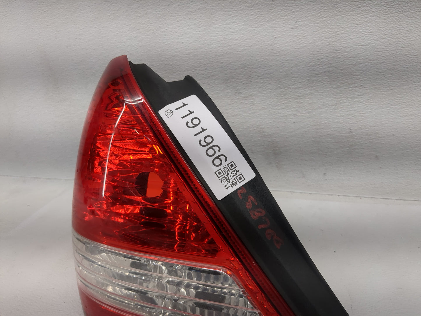 2007-2011 Nissan Versa Tail Light Assembly Passenger Right OEM Fits Fits 2007 2008 2009 2010 2011 OEM Used Auto Parts - Oemu