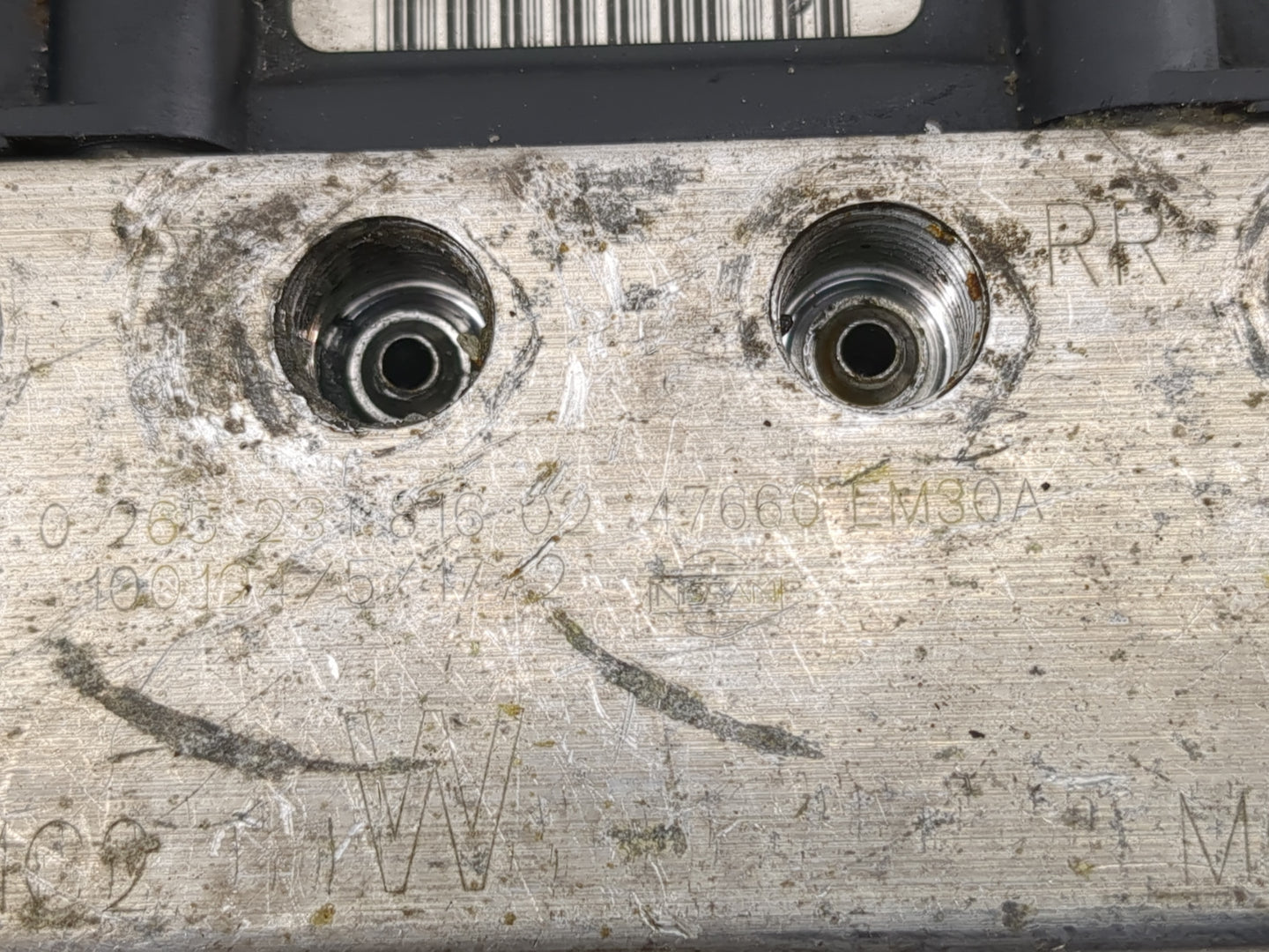 2009-2011 Nissan Versa ABS Pump Control Module Replacement P/N:0 265 800 563 Fits Fits 2009 2010 2011 OEM Used Auto Parts - 