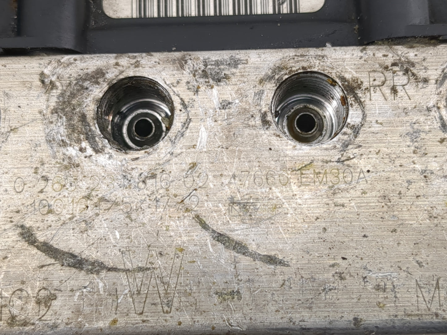 2009-2011 Nissan Versa ABS Pump Control Module Replacement P/N:0 265 800 563 Fits Fits 2009 2010 2011 OEM Used Auto Parts - 