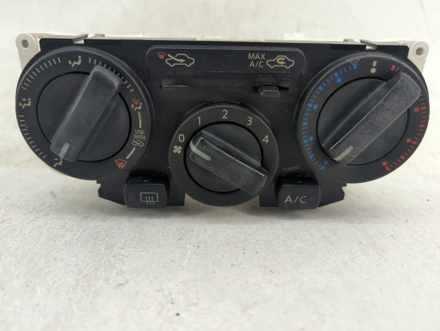 2010-2012 Nissan Versa Climate Control Module Temperature AC/Heater Replacement Fits Fits 2010 2011 2012 OEM Used Auto Parts