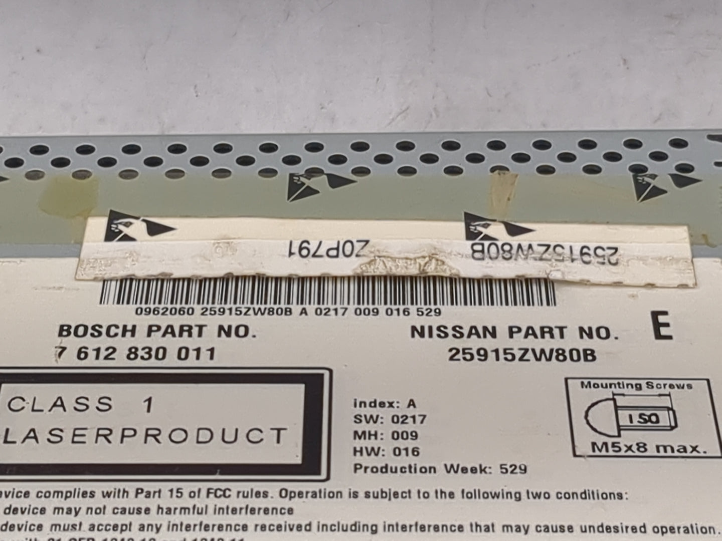 2010-2011 Nissan Versa Radio AM FM Cd Player Receiver Replacement P/N:25915ZW80B 7612830011 Fits Fits 2010 2011 OEM Used Aut