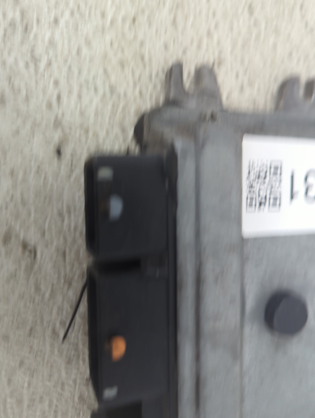 2010-2011 Nissan Versa PCM Engine Control Computer ECU ECM PCU OEM P/N:MEC901-180 B1 Fits Fits 2010 2011 OEM Used Auto Parts