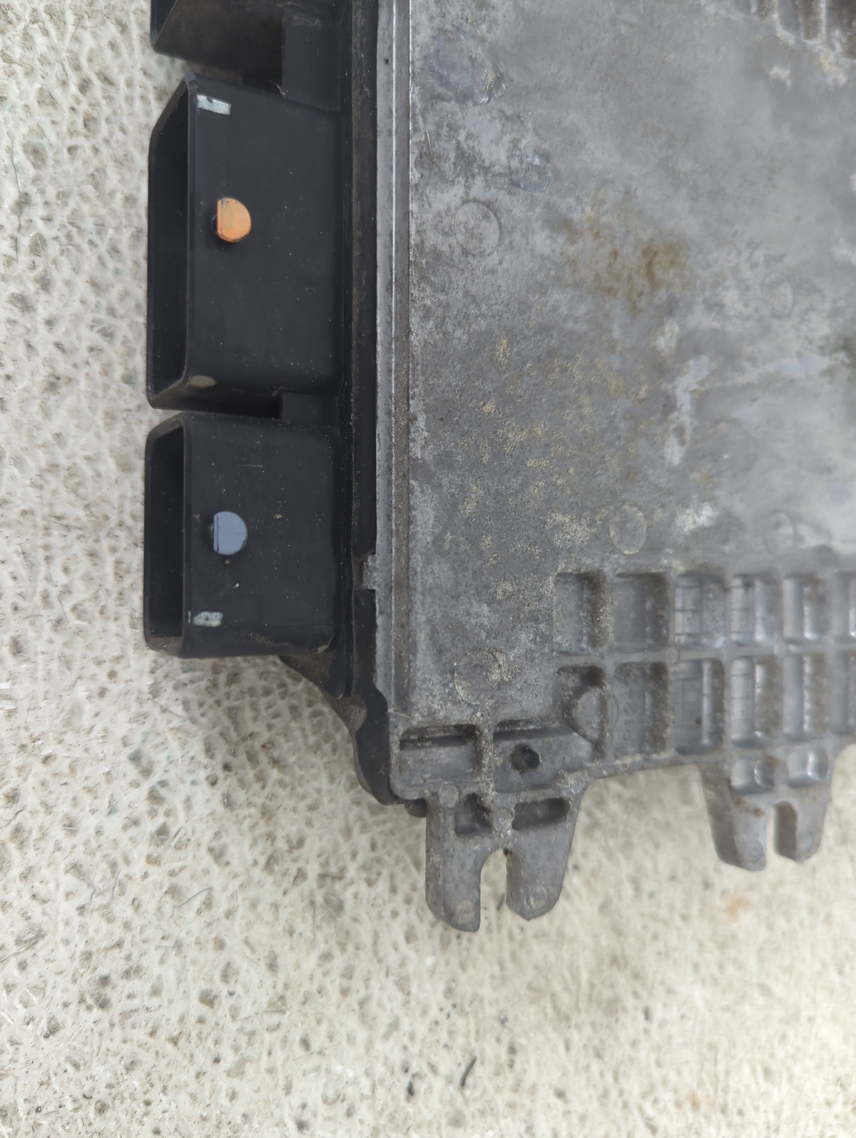 2010-2011 Nissan Versa PCM Engine Control Computer ECU ECM PCU OEM P/N:MEC901-180 B1 Fits Fits 2010 2011 OEM Used Auto Parts